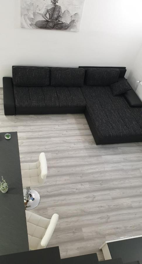 Appartamento Belvárosi Apartman 2 Miskolc Esterno foto