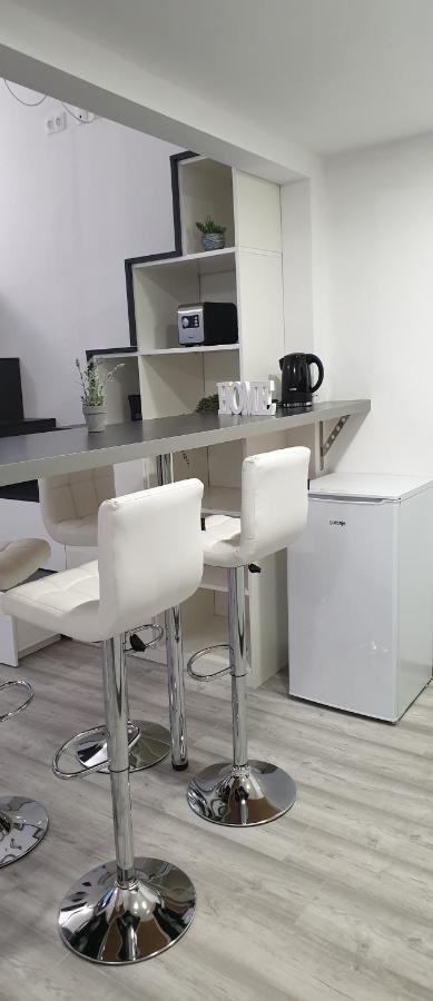 Appartamento Belvárosi Apartman 2 Miskolc Esterno foto