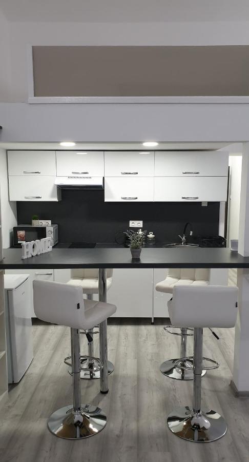 Appartamento Belvárosi Apartman 2 Miskolc Esterno foto